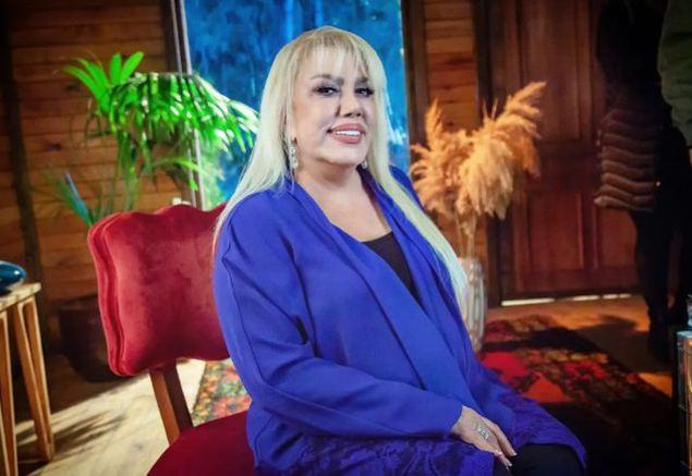 Alişan’ın programına konuk olan Mine Koşan sosyal medyanın diline düştü