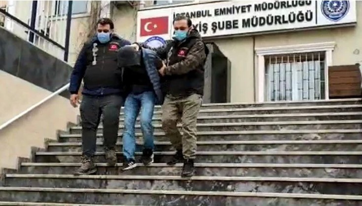 Sahte polisler kelepçeleyerek öldürdü
