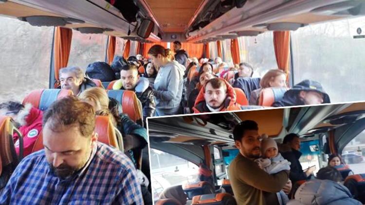 Ukrayna’dan tahliye edilen ilk kafile, Türkiye yolunda