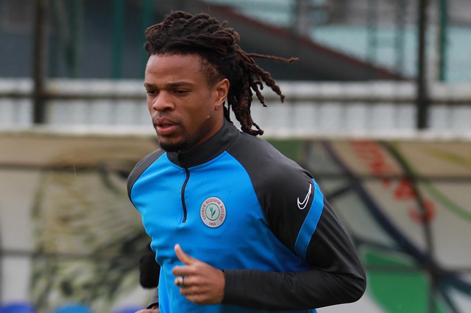 Loic Remy, Çaykur Rizespor’dan ayrıldı