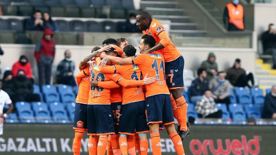 Başakşehir Gaziantep’i yeni transferleriyle devirdi: 2-0