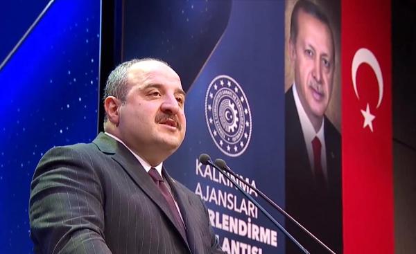 Bakan Varank: 100 bin gencimizi istihdama dahil etmeyi hedefliyoruz