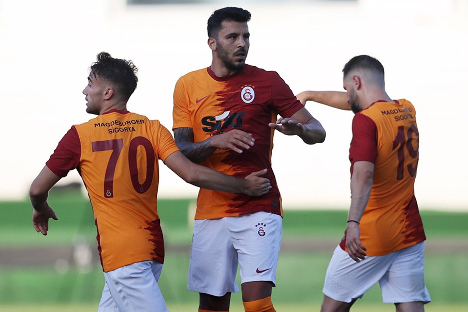 Galatasaray’da bir ayrılık daha