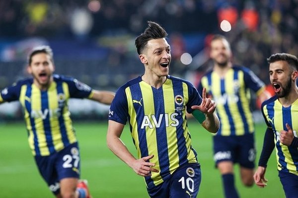 Fenerbahçe – Slavia Prag maçına İtalyan hakem Fenerbahçe – Slavia Prag maçına İtalyan hakem