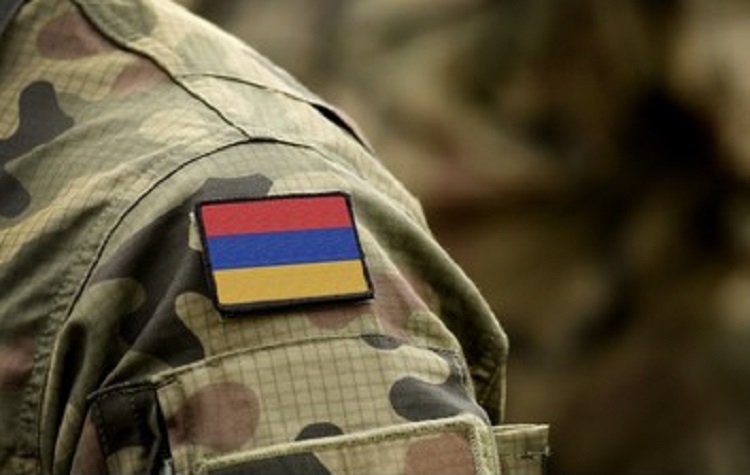 Azerbaycan, 8 Ermeni askeri iade etti