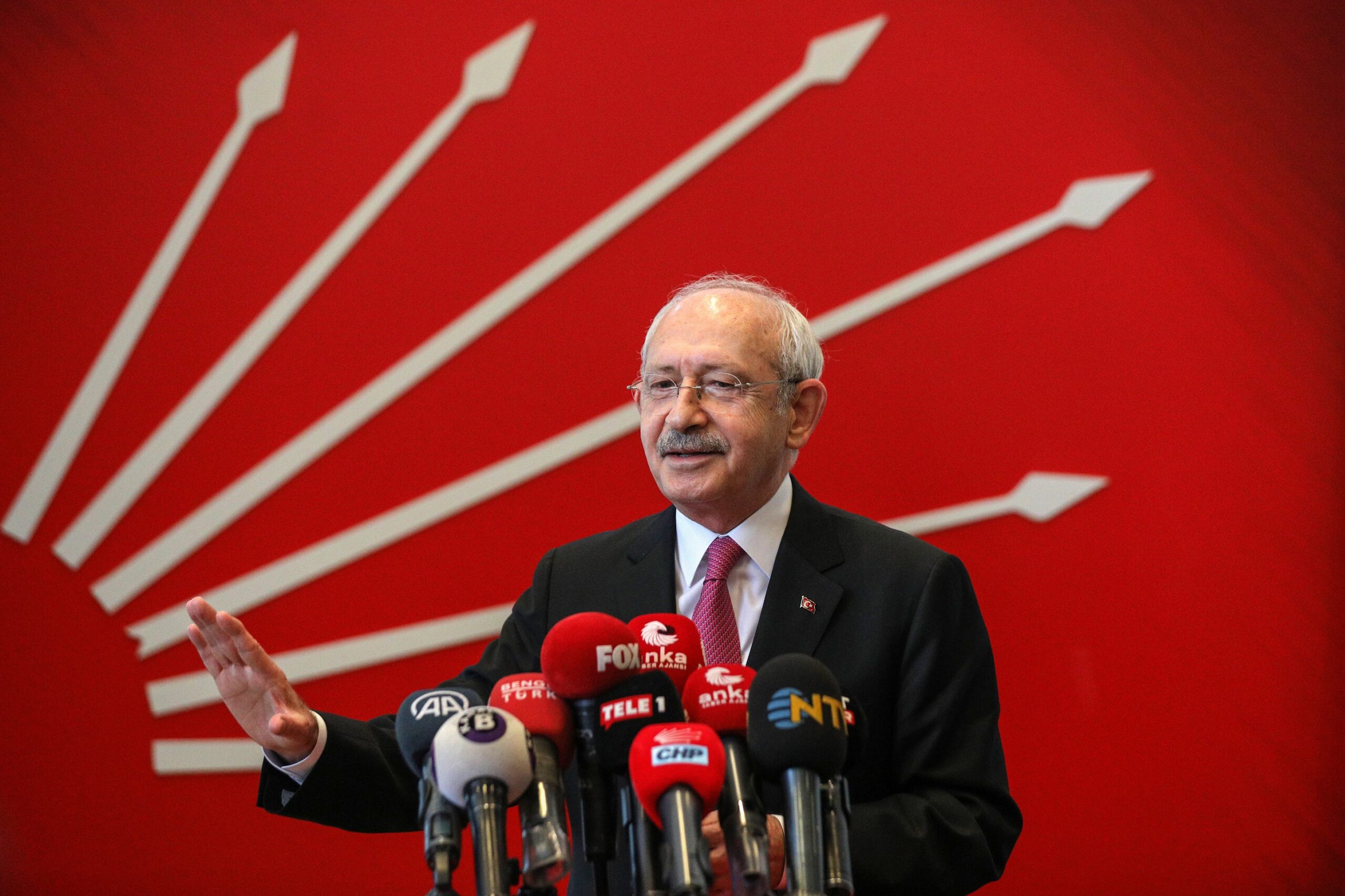 ‘Kılıçdaroğlu’na e-mail yağmuru’ açıklaması: Mutlaka dinleyeceğim derdinizi