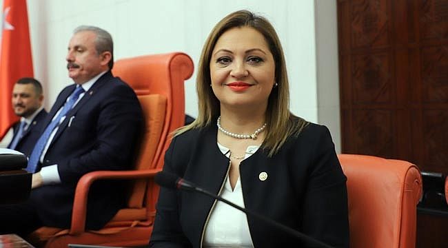 EYT’lilerin konuğu CHP’li Burcu Köksal