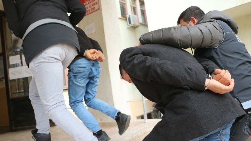 13 ilde sosyal medya vurguncularına operasyon!