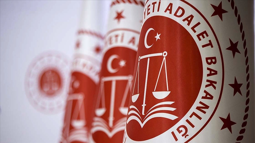 Adalet Bakanlığı’na 12 bin 933 personel alınacak