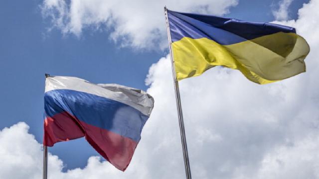 Ukrayna İçişleri Bakanlığı: Rusya ile görüşmeler başladı