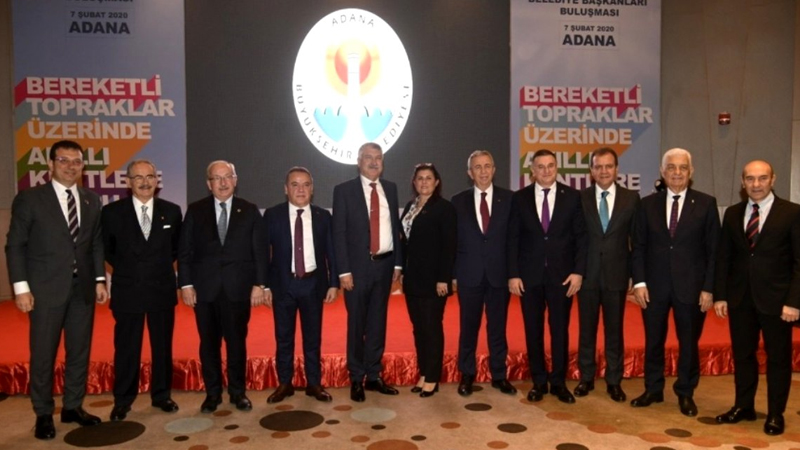 11 CHP’li büyükşehir belediye başkanından açıklama