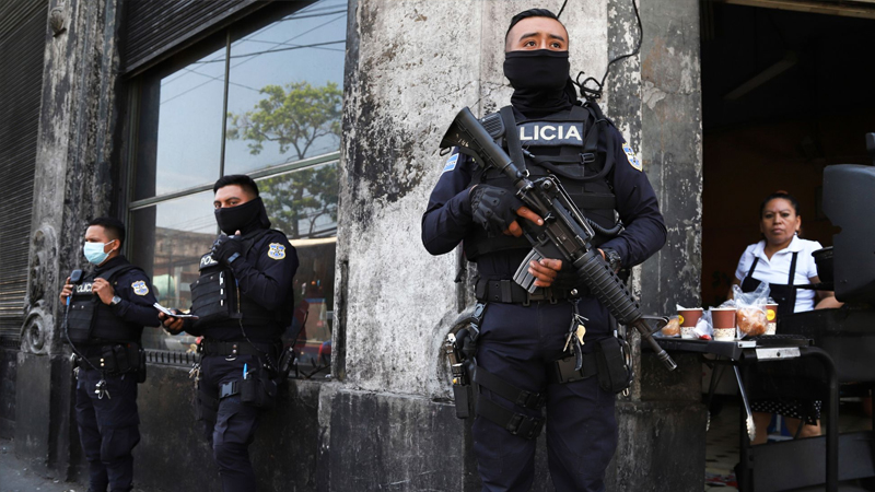 El Salvador’da bir günde 62 kişi öldü, OHAL ilan edildi