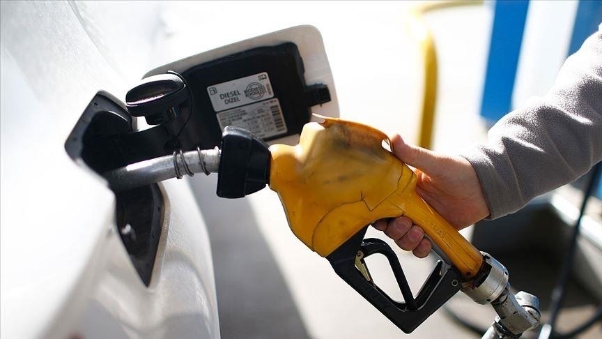 Petrol fiyatları uçuşa geçti