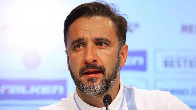 Vitor Pereira, Corinthians kariyerine mağlubiyetle başladı