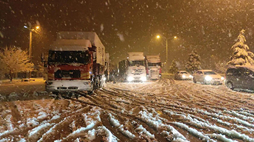 İstanbul’a kamyon ve tırların giriş yasağı başladı