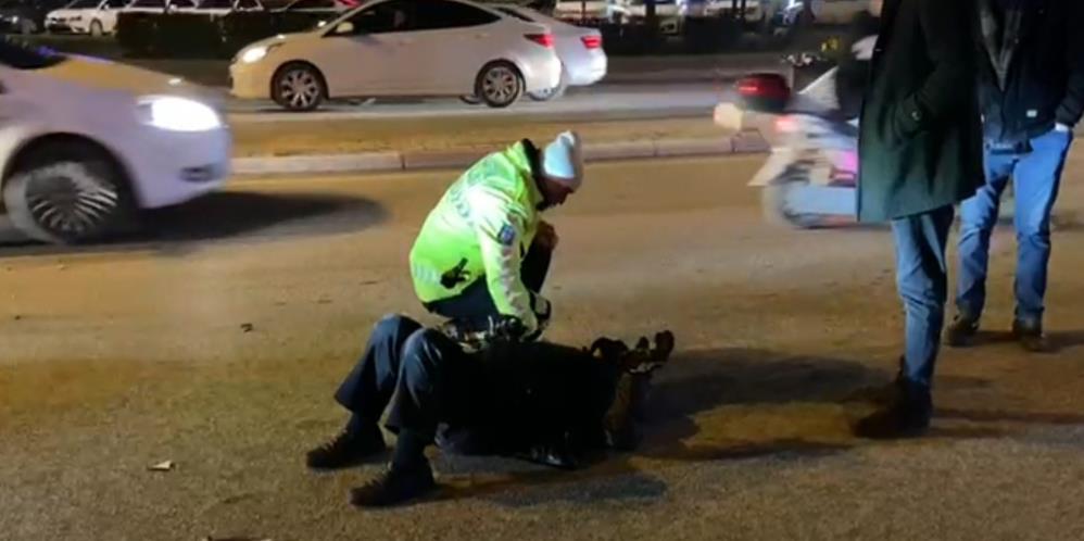 Bursa’da trafik kazası! Polis başında bekleyip moral verdi