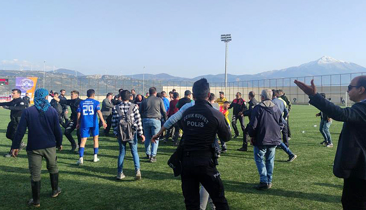 Bölgesel Amatör’de saha karıştı! Futbolcu hastanelik oldu