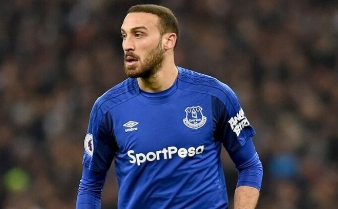 Cenk Tosun derbiyi izlemeye geliyor