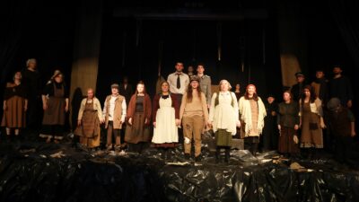 Mudanya Tiyatro Günleri’ne Aziz Nesin Kabare ile final