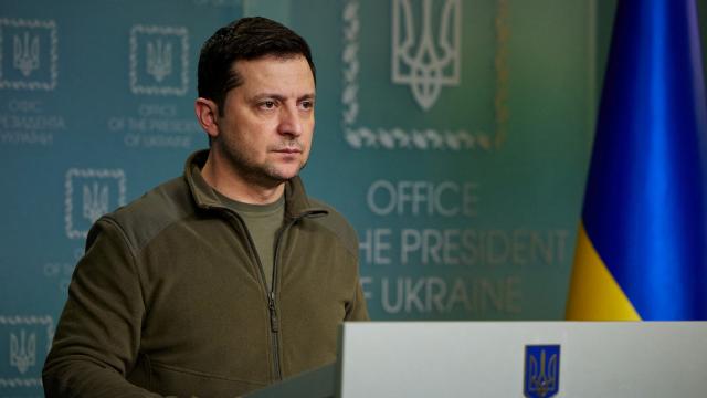 Zelenskiy: Dostu, düşmanı öğrenmiş olduk
