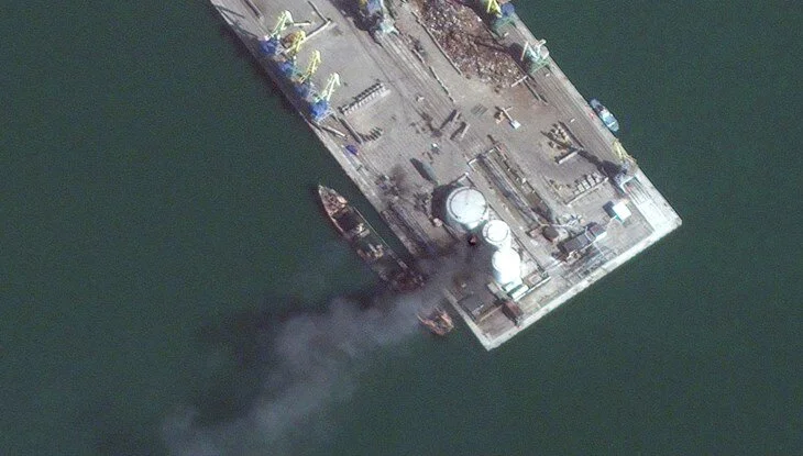Ukrayna’nın vurduğu Rus gemisinin görüntüleri paylaşıldı