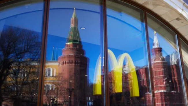 Kremlin, Rusya’dan çekilen şirketlerin varlıklarına el koymayı planlıyor