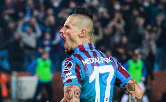 Marek Hamsik tedavi için ülkesine gitti Marek Hamsik tedavi için ülkesine gitti