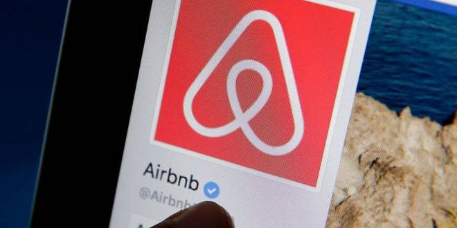 Ukrayna halkına destek olmak isteyenler Airbnb’den kalmadıkları daireleri tutuyor