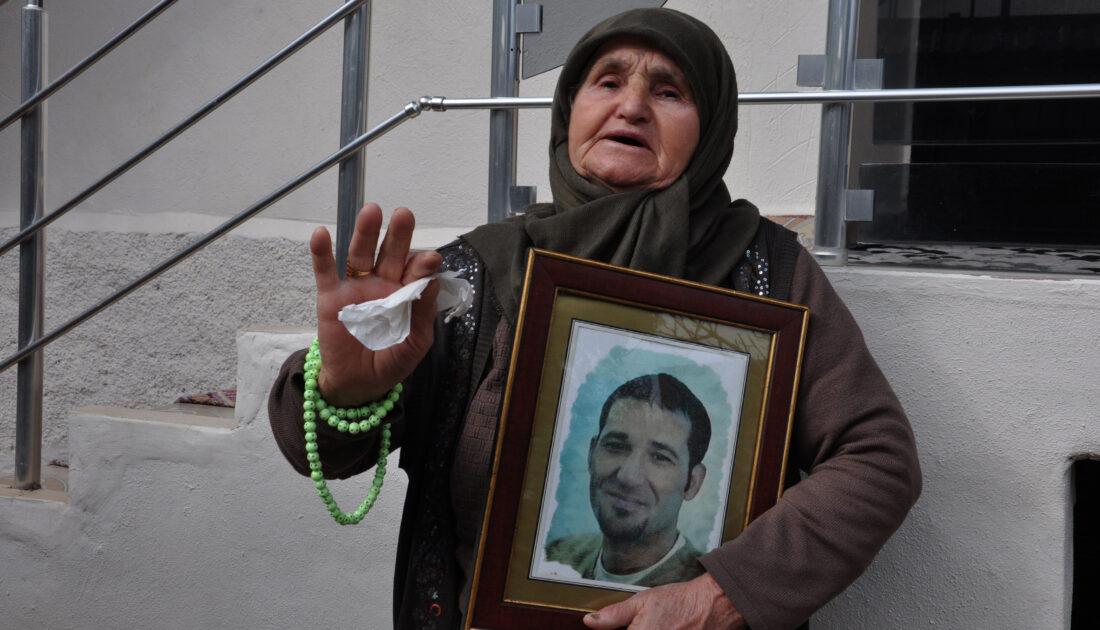 Eşi ve çocuğunu görmeye gittiği Ukrayna’da mahsur kaldı: Bomba yağıyor, çıkamıyorum