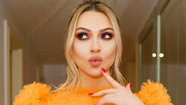 Hadise’den pijamalı paylaşım