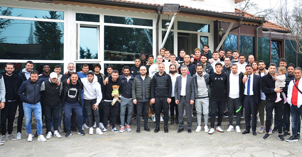 Bursaspor’dan yeşil beyaz kahvaltı Bursaspor’dan yeşil beyaz kahvaltı