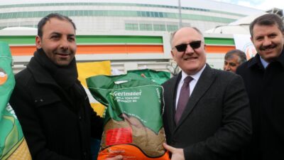 Çiftçiye tam destek, tonlarca tohum ücretsiz dağıtıldı