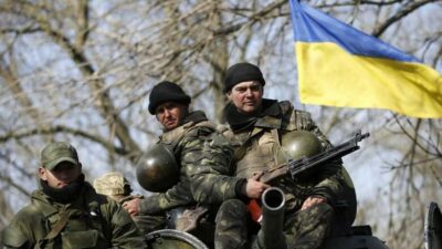 Ukrayna askeri, Kulbakio Havaalanı’nı Ruslardan geri aldı