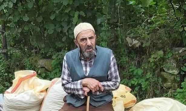 Yalnız yaşadığı evinde çıkan yangında öldü