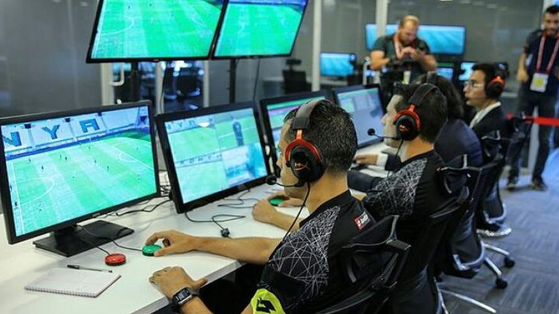 Fenerbahçe-Galatasaray derbisinin VAR hakemi belli oldu