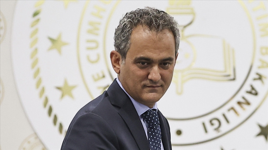 Milli Eğitim Bakanı Mahmut Özer’den 23 Nisan mesajı