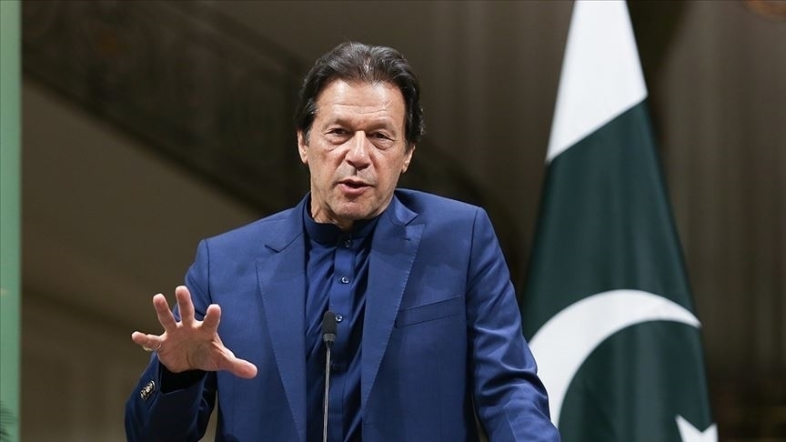 Pakistan’da Başbakan Han’a yönelik güvensizlik oylaması reddedildi