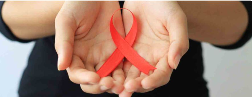 ‘HIV pozitif hastaları ötekileştirilmemeli’