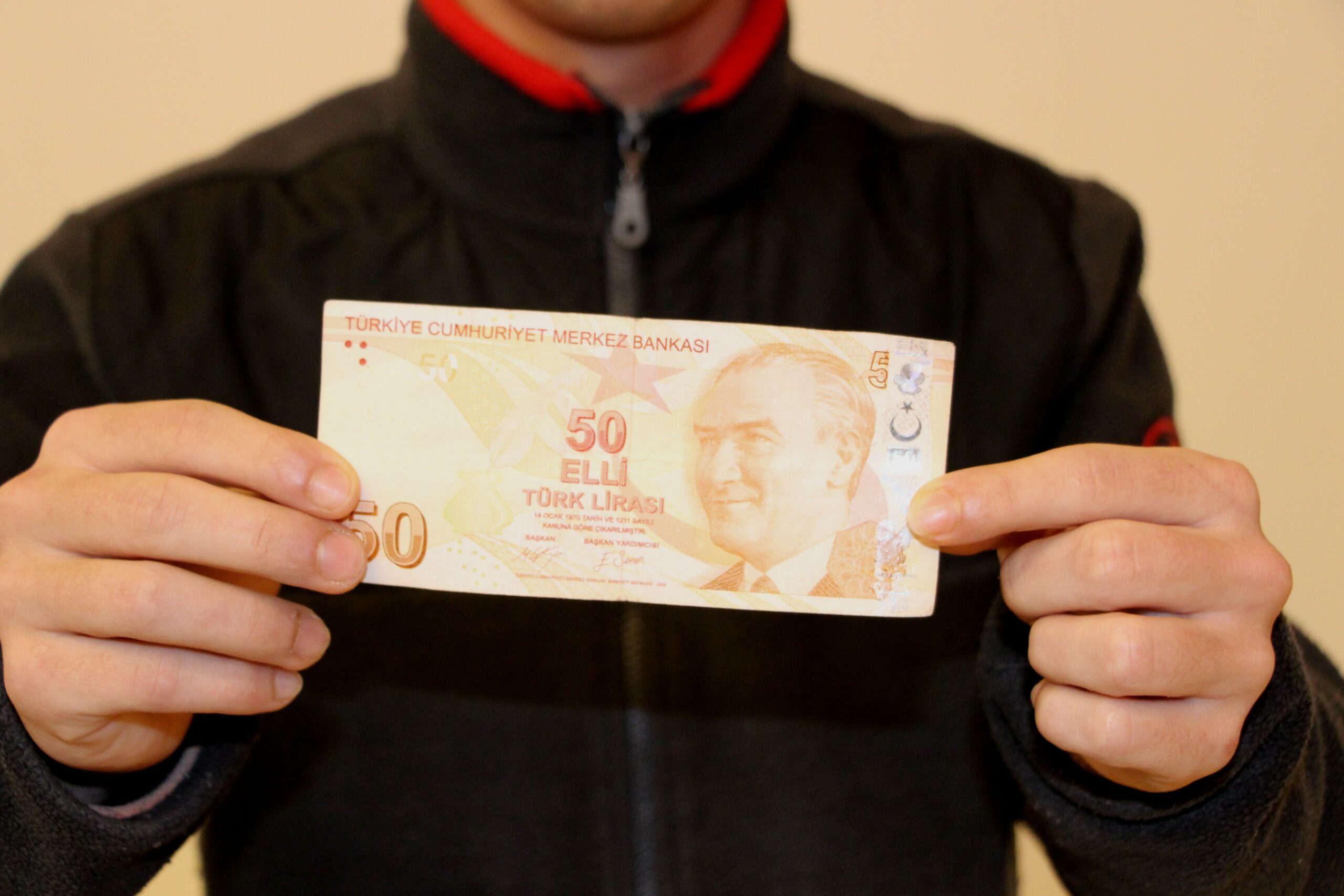 50 liraya en az 75 bin TL istiyor