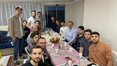 İznik Belediye Başkanı Usta, öğrencilerin iftar sofrasına konuk oldu