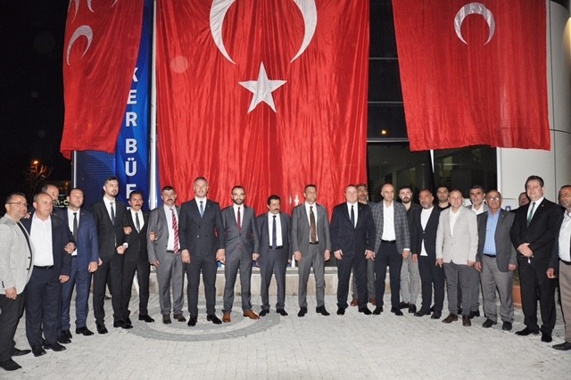 Cumhur İttifakı Bursa’da MHP’nin iftarında buluştu