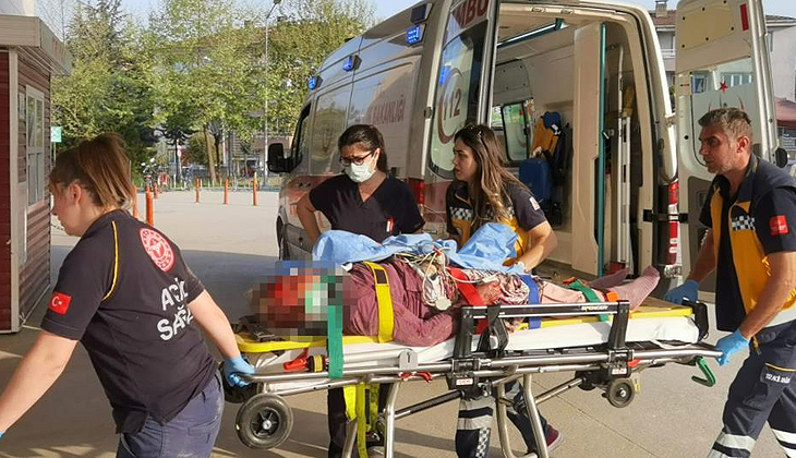 Çamaşır asarken asansör boşluğuna düşen kadın ölümden döndü