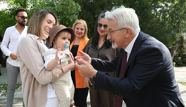 Nilüfer ailesi son mesai gününde bayramlaştı