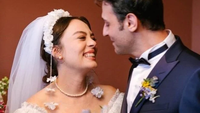 Demet Evgar’ın bebeğinin cinsiyeti ve ismi belli oldu