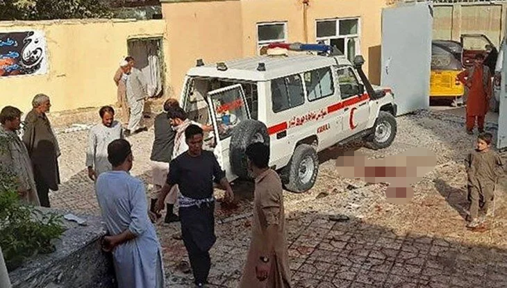 Kabil’de bir camiye bombalı saldırıda 10 kişi öldü, 30 kişi yaralandı