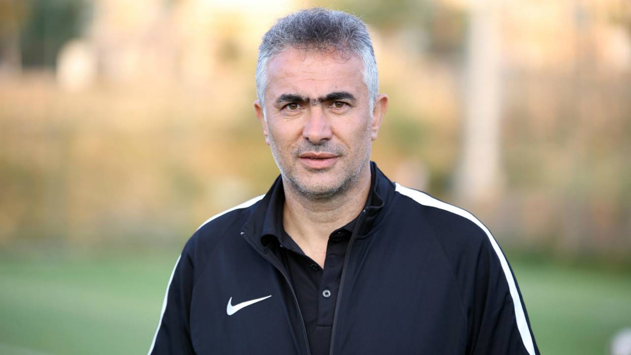 Kocaelispor, teknik direktör Mehmet Altıparmak’la yollarını ayırdı