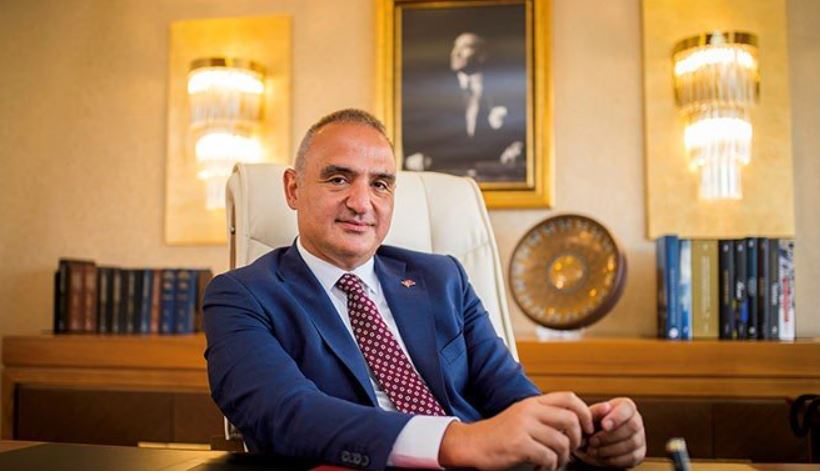 Bakan Ersoy: Türkiye turizmin parlayan yıldızı