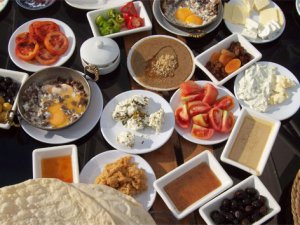 Sahursuz oruç kalp krizi riskini artırıyor