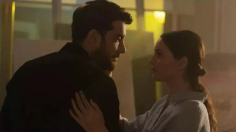 ‘Camdaki Kız’ perşembe akşamına damga vurdu