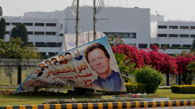 Pakistan’da meclis feshedildi, erken seçim yapılacak